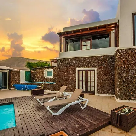 Vista Mar Villa Mácher