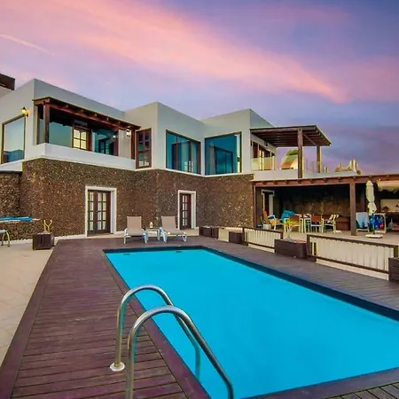 Villa Vista Mar Mácher